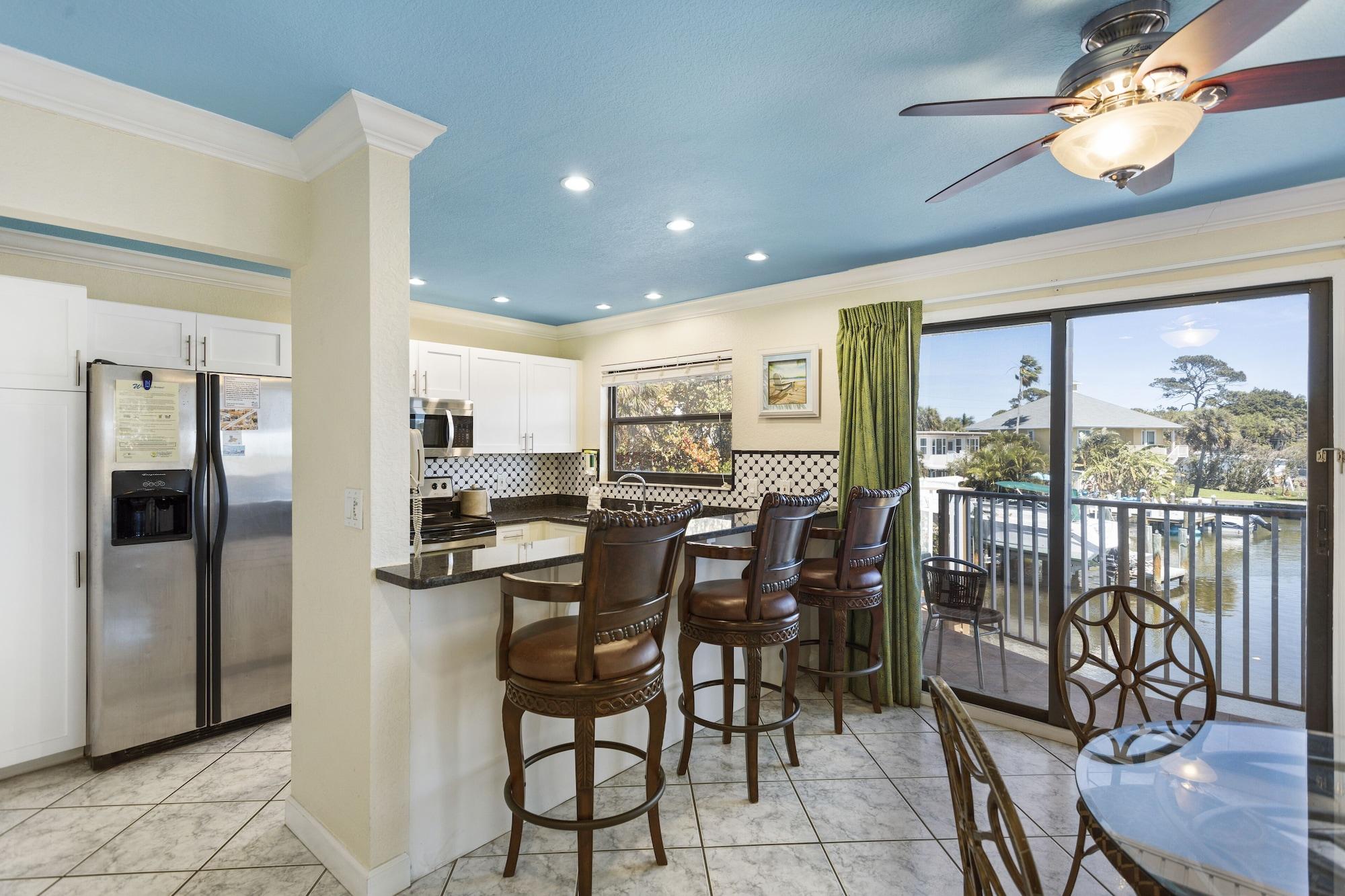 Bayview Plaza Waterfront Resort St. Pete Beach Bagian luar foto