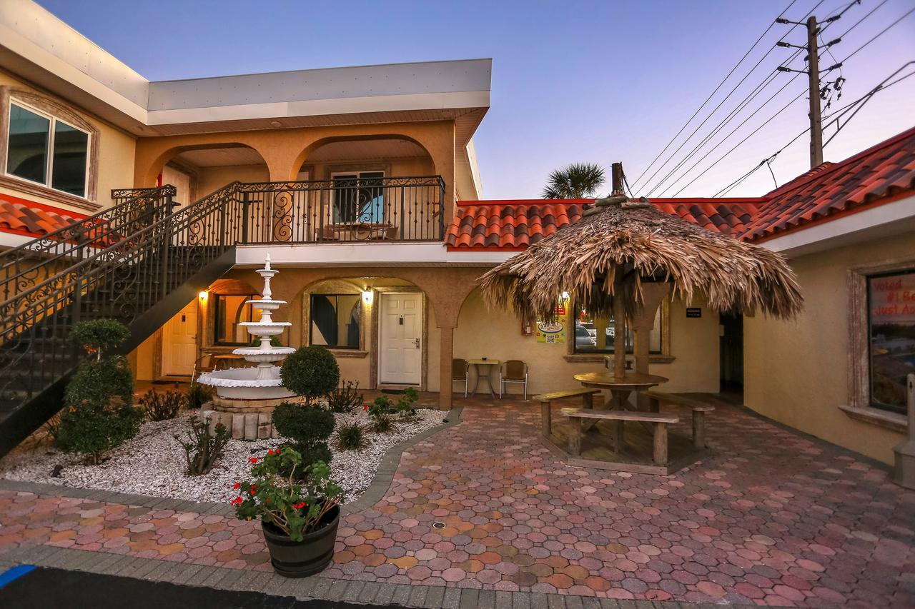 Bayview Plaza Waterfront Resort St. Pete Beach Bagian luar foto